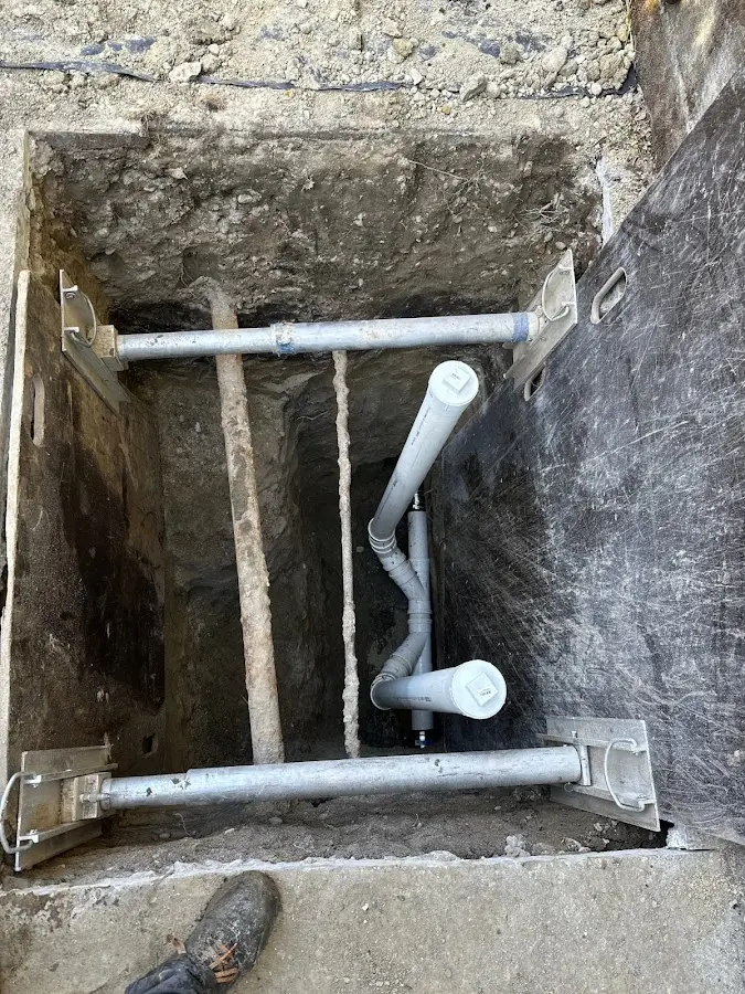 Experienced plumber completing Gas Line Repair work in Wilmington Island